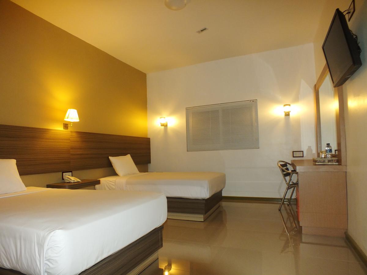Zamrud Malioboro Yogyakarta Exterior foto